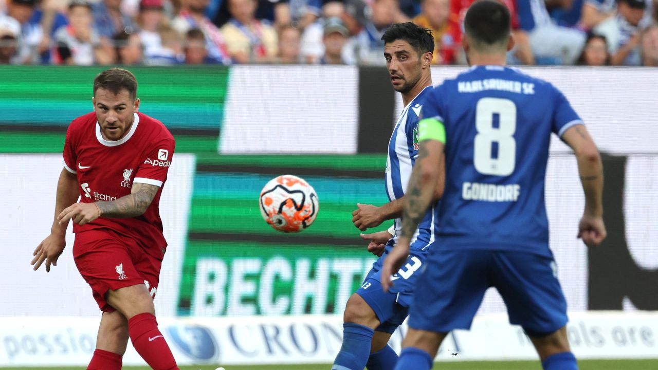 Foto:AFP|Retiran la tarjeta roja al argentino del Liverpool Alexis Mac Allister