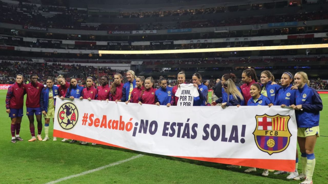 Este martes se llevó a cabo el primer amistoso internacional entre el América Femenil y la escuadra del Barcelona Femenino en el Estadio Azteca