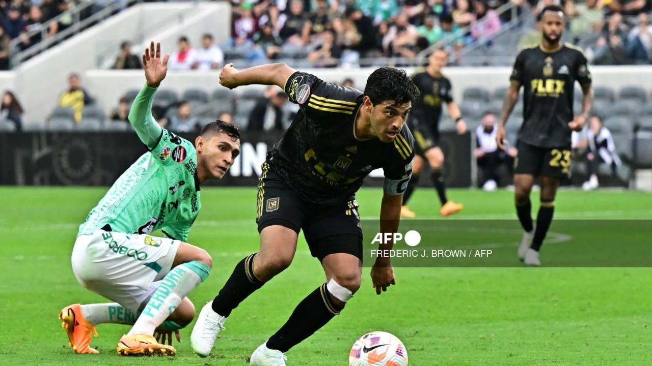 Las ligas de fútbol y béisbol norteamericanas reprogramaron partidos de este fin de semana en Los Ángeles y San Diego (estado de California) en previsión de la llegada de 'Hilary', el huracán categoría 4