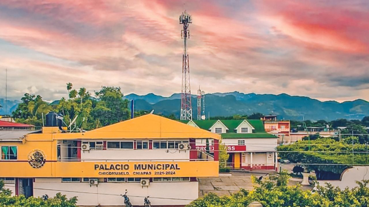 Una emboscada a un grupo de hombres que viajaba en dos vehículos dejó como saldo al menos ocho personas muertas en la sierra de Chiapas