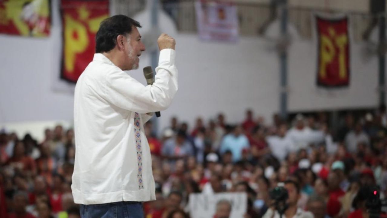 Fernández Noroña en su Asamblea Informativa desde Tepic, Nayarit.