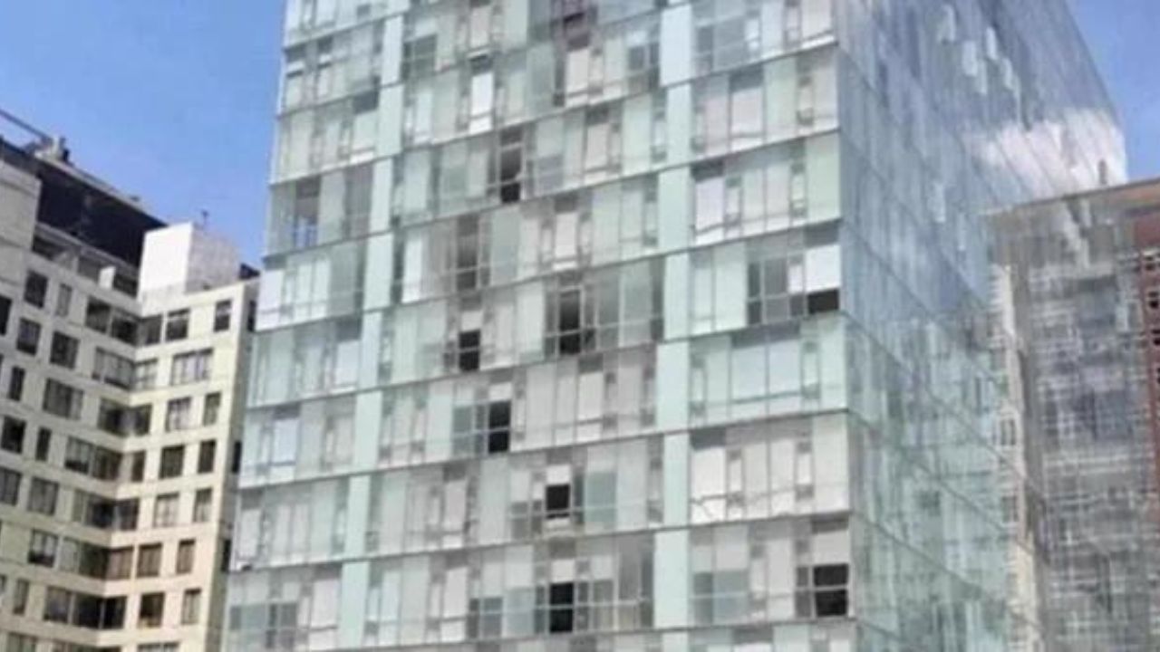 El cuerpo del extranjero se halló al interior de un departamento en los condominios de Polanco.