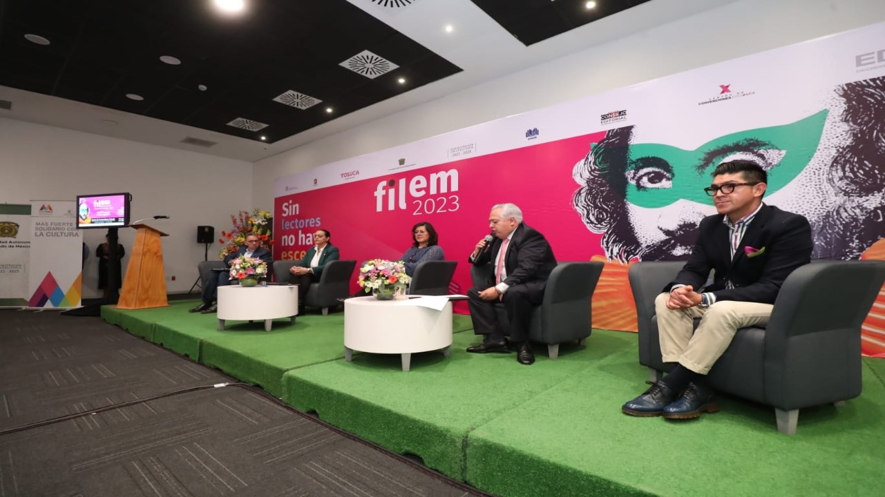 fotografía de la conferencia de prensa de la Feria Internacional del Libro EDOMEX 2023