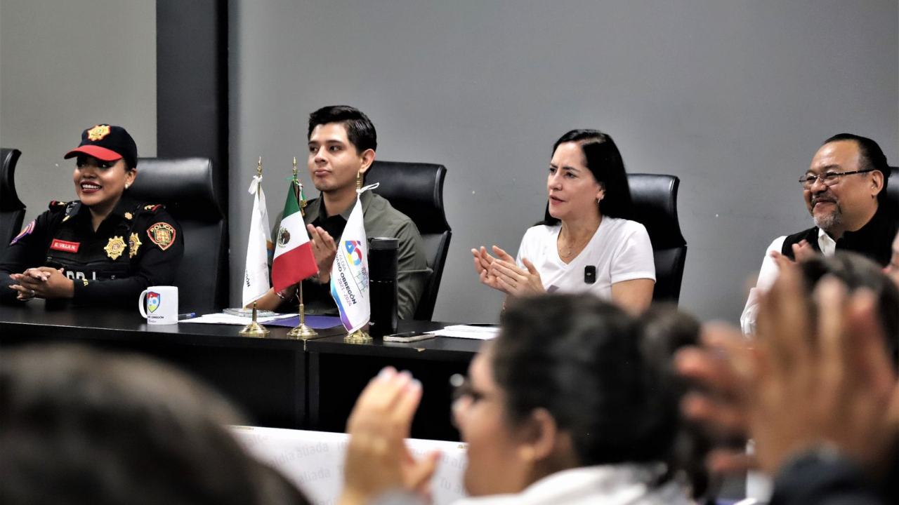 La alcaldesa Lía Limón encabezó este viernes la acción “Alcalde por un Día”, con jóvenes de diferentes demarcaciones de la Ciudad de México