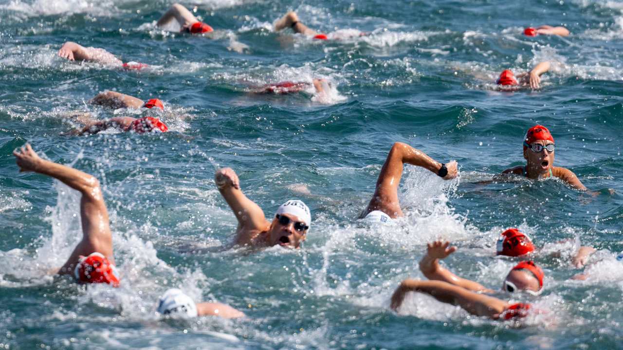 A poco menos de un año, París se prepara para albergar los Juegos Olímpicos, por lo que ya están haciendo lo posible por tener listos algunos lugares en donde se llevarán a cabo las competencias. Uno de ellos es el río Sena, en donde se realizará la natación en aguas abiertas.