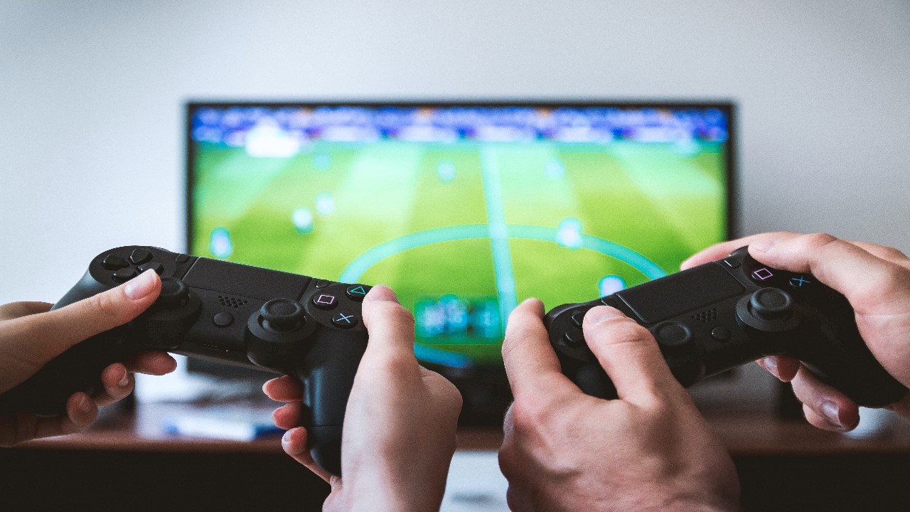 esta fecha reconoce a los videojuegos y competencias electrónicas como la forma de entretenimiento más rentable