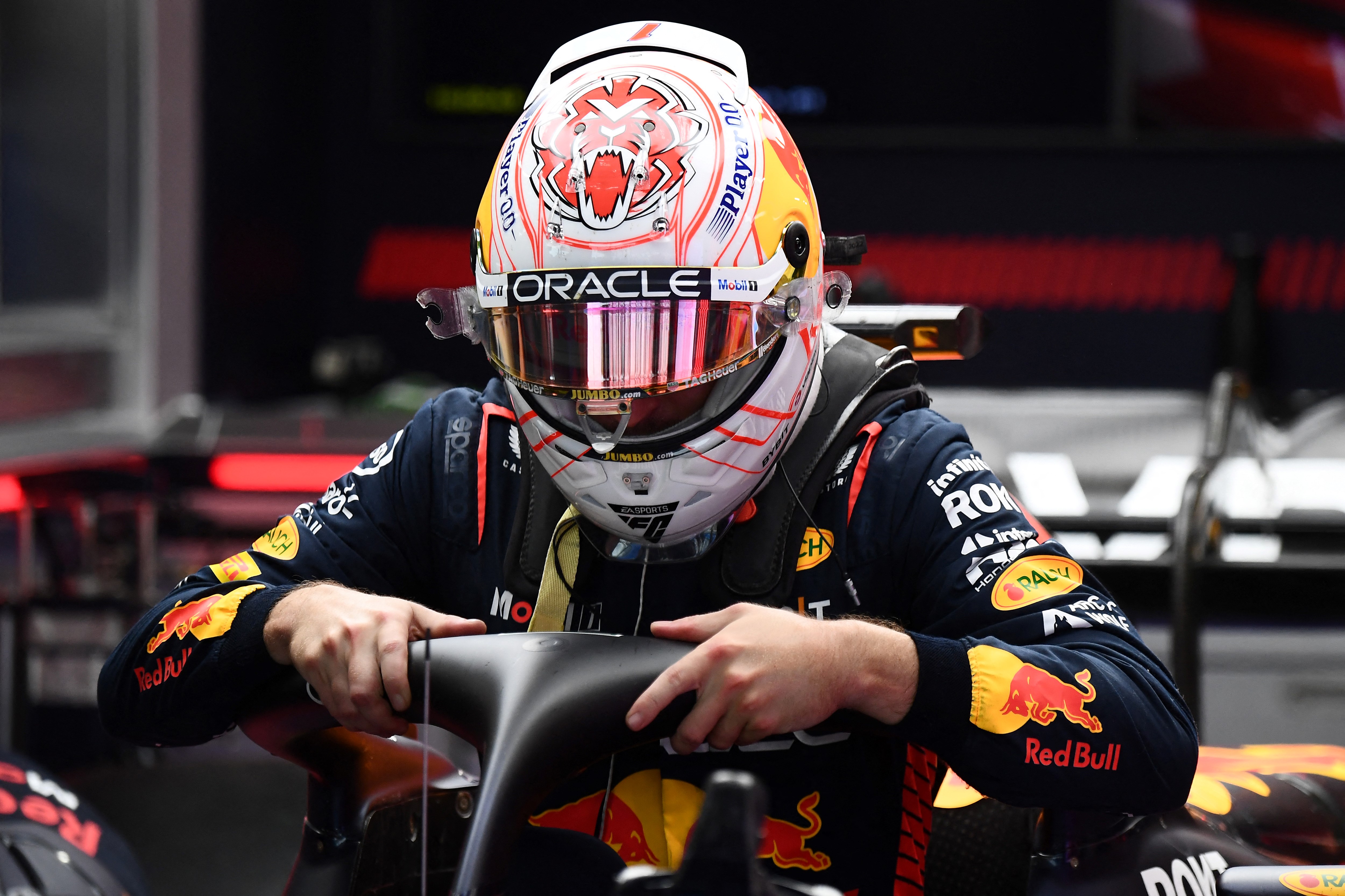 Foto: AFP / El domingo Red Bull dispone de una nueva bola de partido para ganar el sexto título de su historia Verstappen