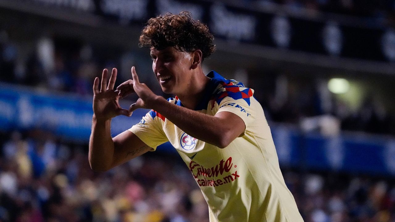 ¡Son líderes! América derrotó a Querétaro; Lichnovsky marcó gol