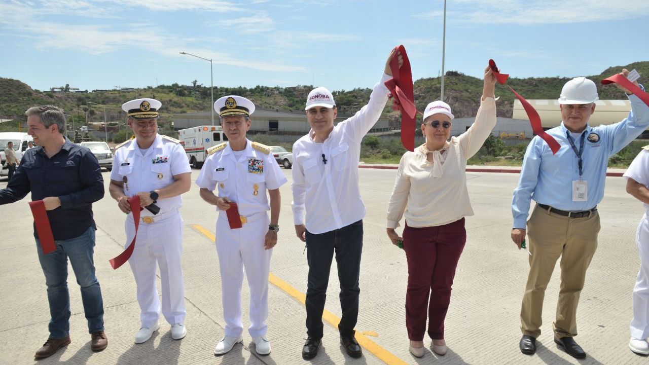 Alfonso Durazo Montaño,inaugura cuatro frentes de obras del puerto de Guaymas