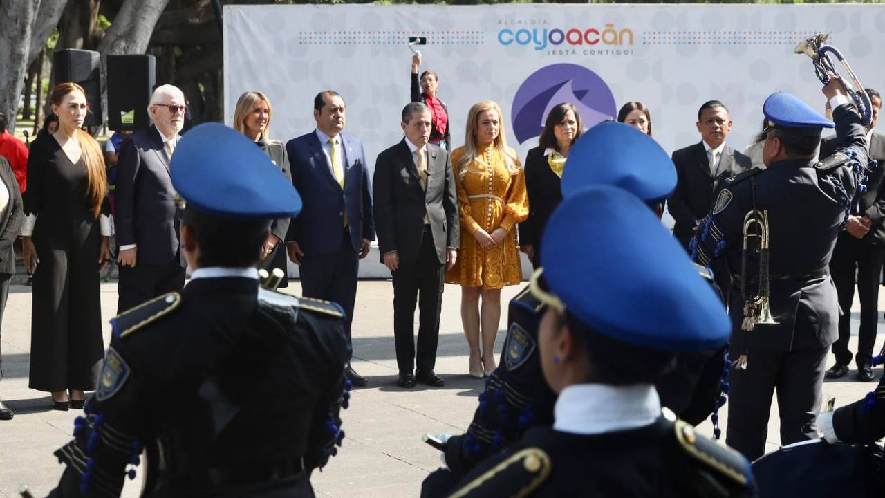 Con un llamado a honrar la memoria de los héroes que nos dieron libertad, con trabajo, esfuerzo y amor, el alcalde Giovani Gutiérrez Aguilar conmemoró el 176 Aniversario de la Gesta Heroica de Chapultepec.