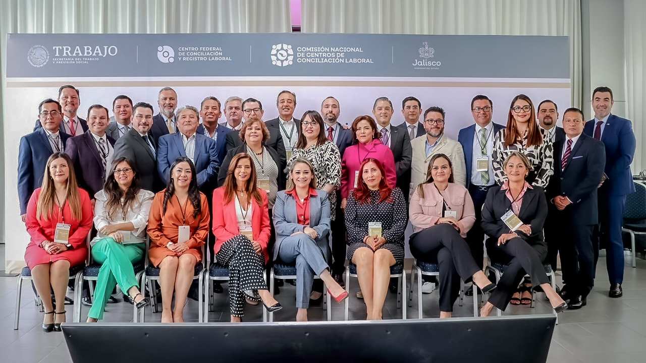 Mariela Valero Mota, titular del Centro de Conciliación Laboral del Estado de Hidalgo (CCLEH), consideró como prioritario que las empresas, a través de sus empleadores, unan esfuerzos con los trabajadores para garantizar sus derechos