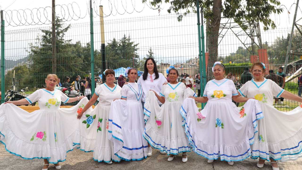 Los espacios públicos deben tener vida y ser utilizados por la ciudadanía para realizar actividades culturales, como la danza y la música, eventos deportivos y, sobre manera, para construir comunidad, afirmó la alcaldesa Lía Limón