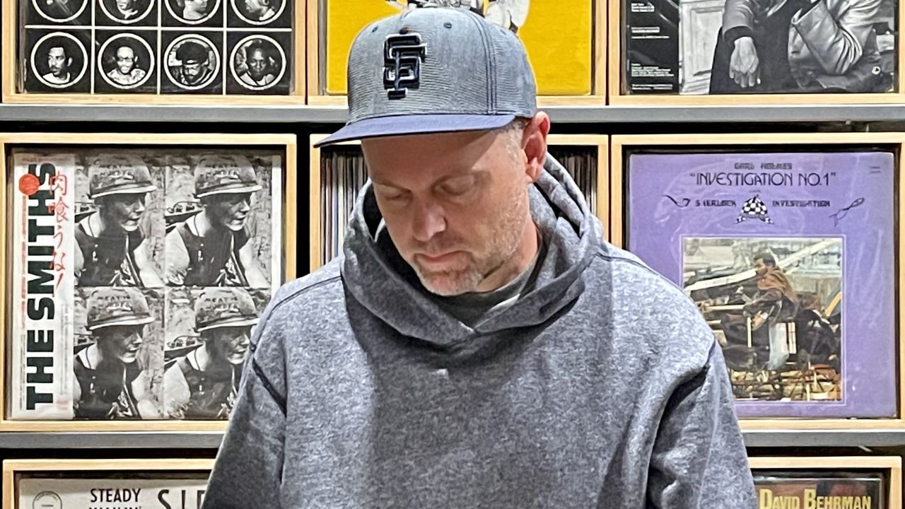 DJ Shadow