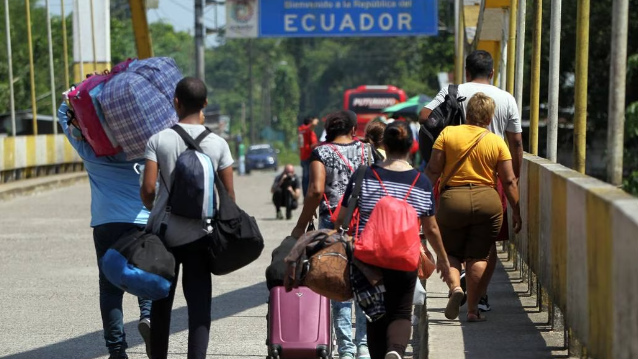 EU anuncia permisos humanitarios de reunificación familiar para ecuatorianos