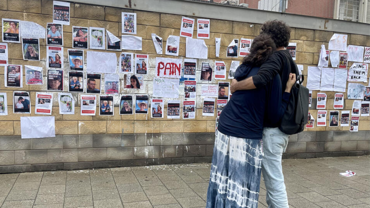 Hamás afirma que liberó a otras dos rehenes