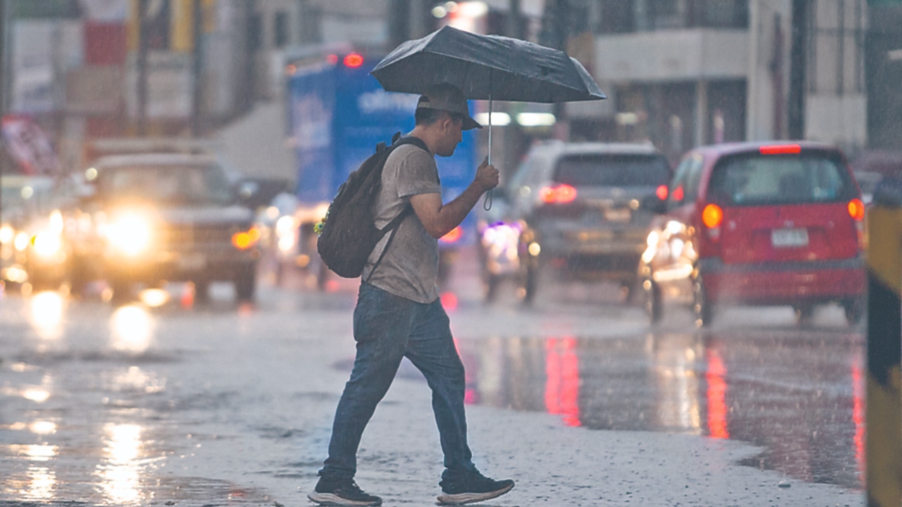 Pese a las temperaturas que podrían superar los 45 °C, para este 30 de mayo se prevén lluvias fuetes en 7 estados de México