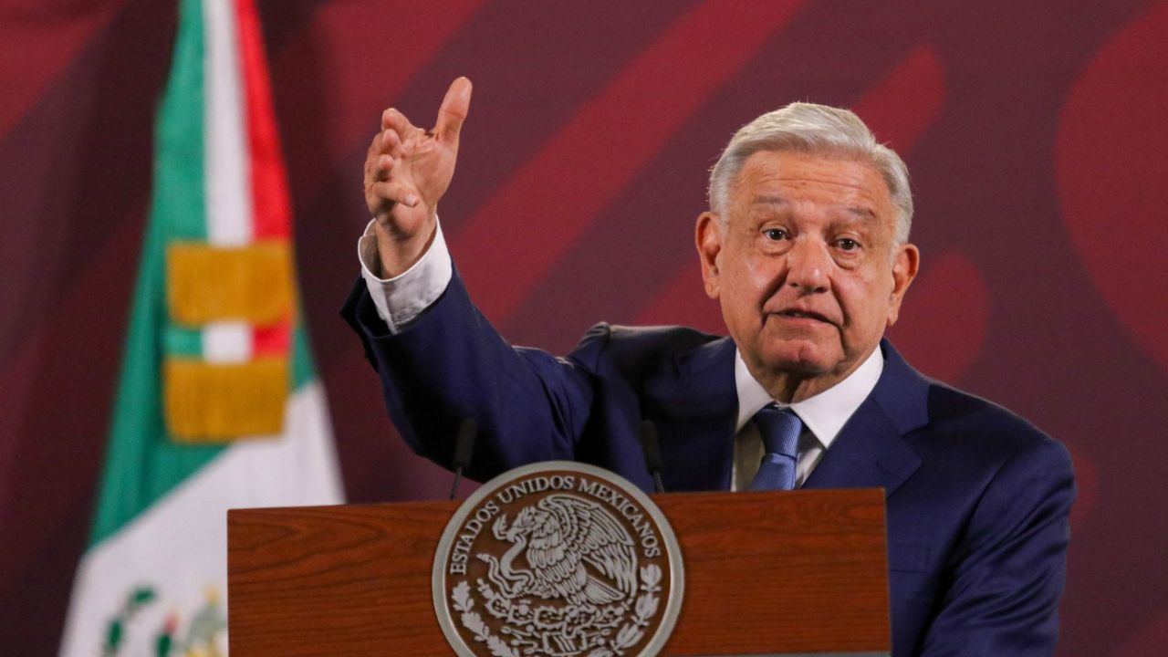 AMLO inició la semana con una nueva crítica contra el Judicial: acusó al ministro Laynez de defensor de la corrupción