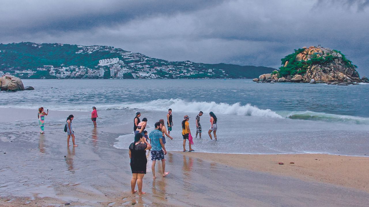 El Centro Nacional de Huracanes de EU, alertó sobre un “escenario de pesadilla" en Acapulco,Guerrero por el huracán Otis