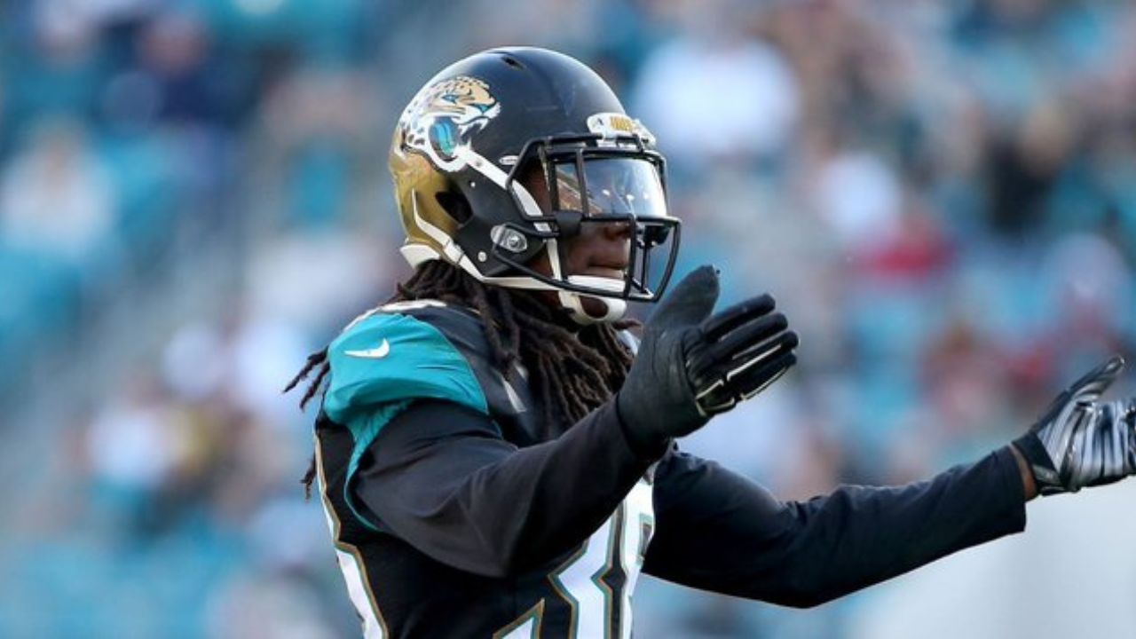 Sergio Brown, exjugador de la NFL, es arrestado por el presunto asesinato de su madre