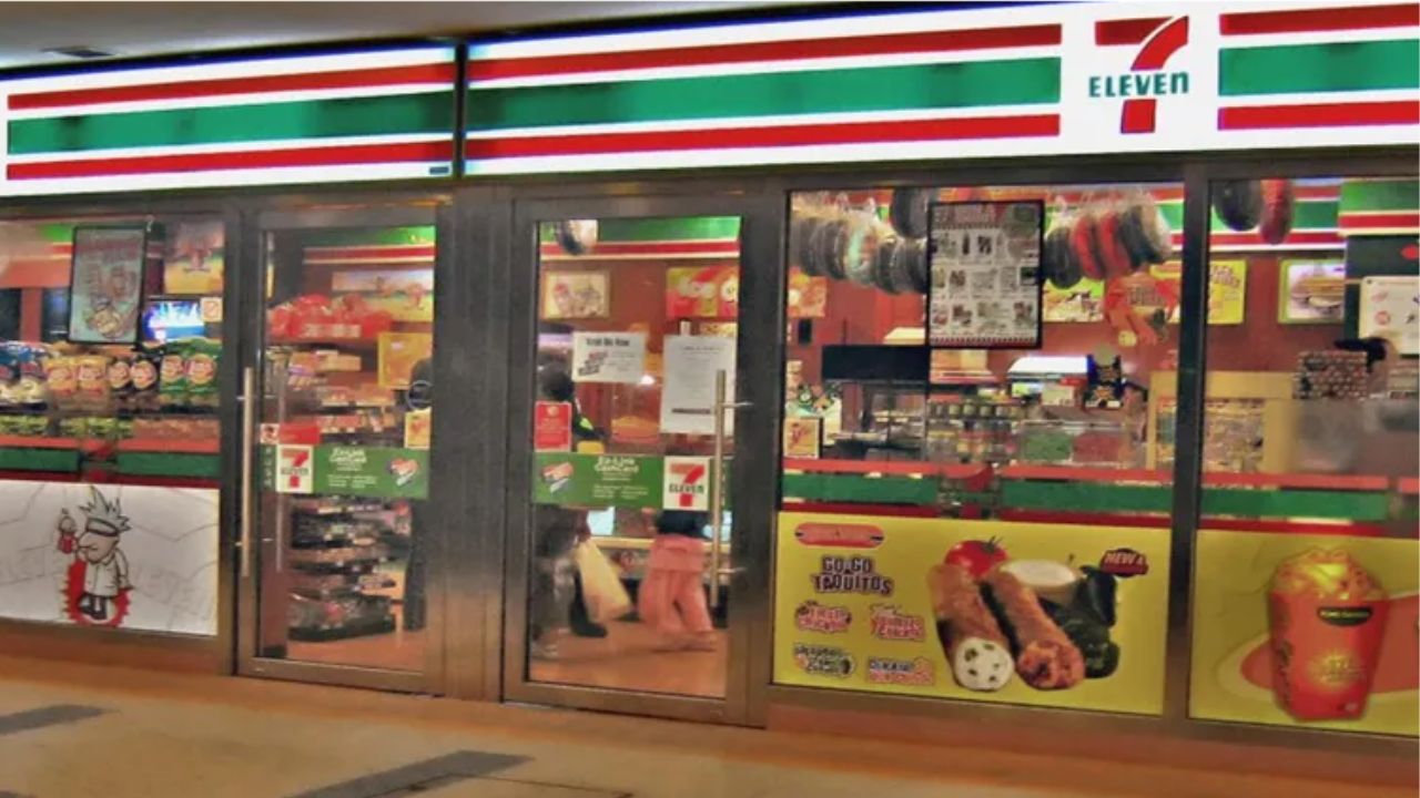 Foto:redes sociales|¿Por qué el 7-Eleven no acepta pagos con tarjeta?