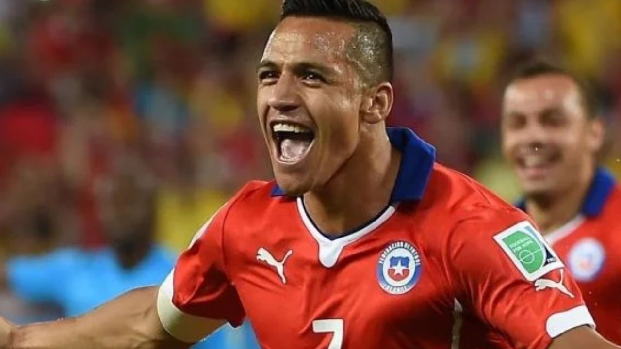 Foto:Redes sociales|¿Será? Alexis Sánchez podría llegar a las Águilas del América