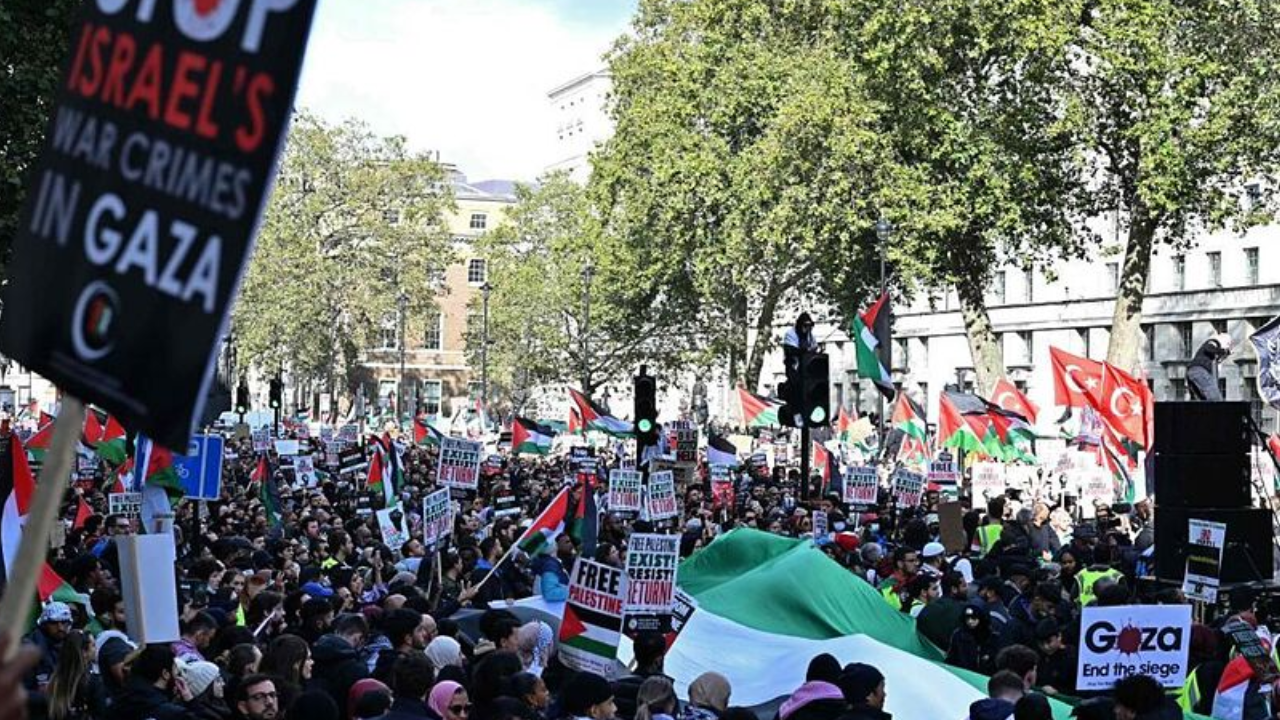 "Palestina libre". Protesta masiva a favor de Palestina en Londres