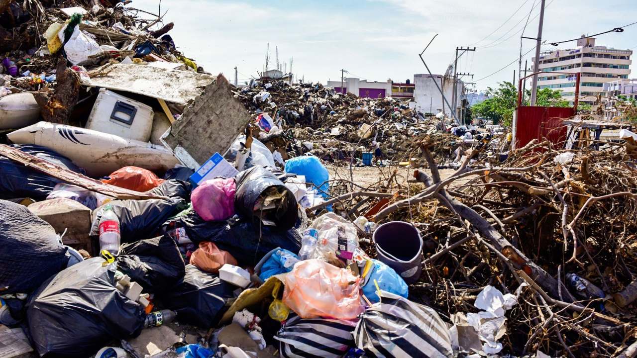 Cofepris implementa acciones coordinadas y de vinculación inmediatas destinadas al control de residuos en el municipio de Acapulco