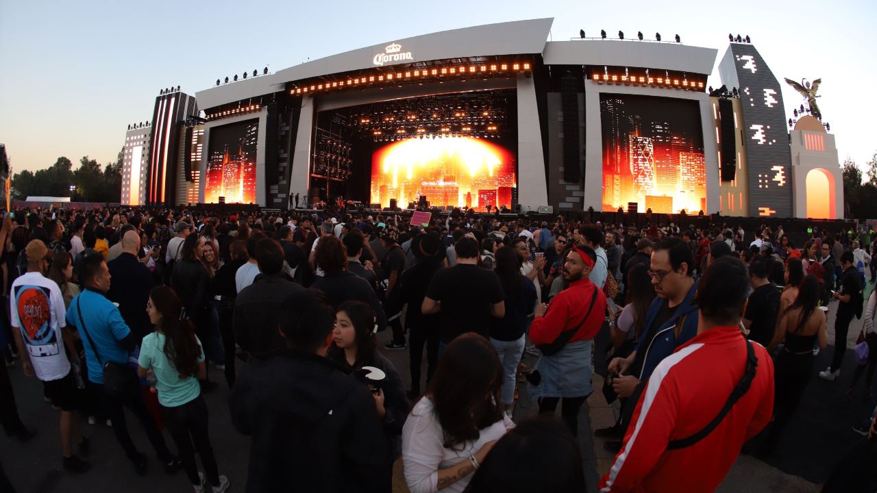 Este sábado 18 de noviembre se llevará a cabo el segundo día del Corona Capital 2023 y aquí te traemos la cobertura