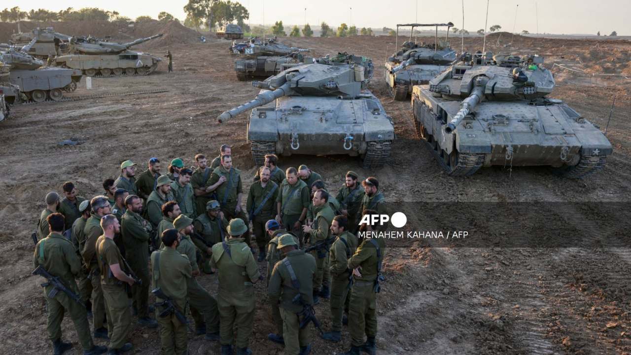 El ejército de Israel admitió que los tres rehenes abatidos "por error" en Gaza, ondearon una bandera blanca y pidieron ayuda en hebreo