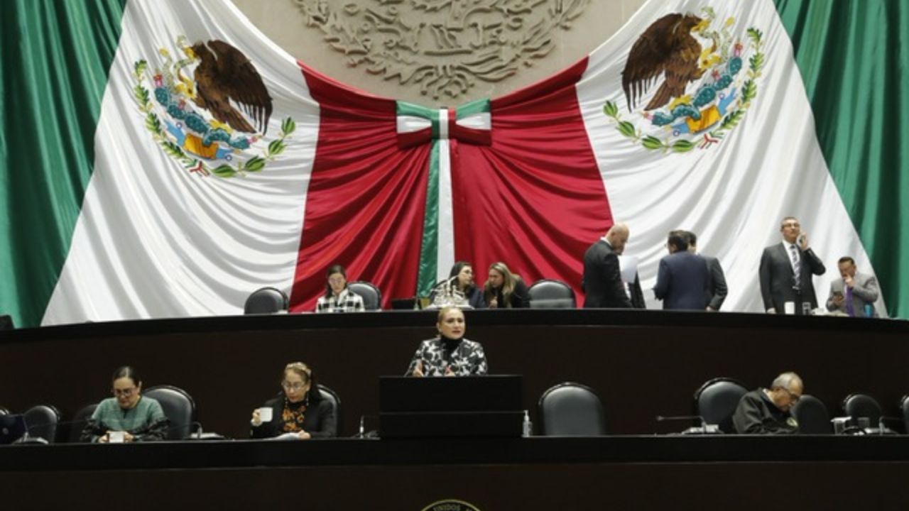 Diputados aprueban licencia de paternidad por 20 días