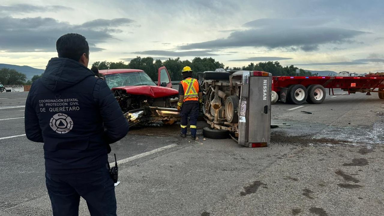 La mañana de este miércoles se registró un accidente en la Querétaro-San Luis Potosí, el cual dejó un saldo de siete personas lesionadas