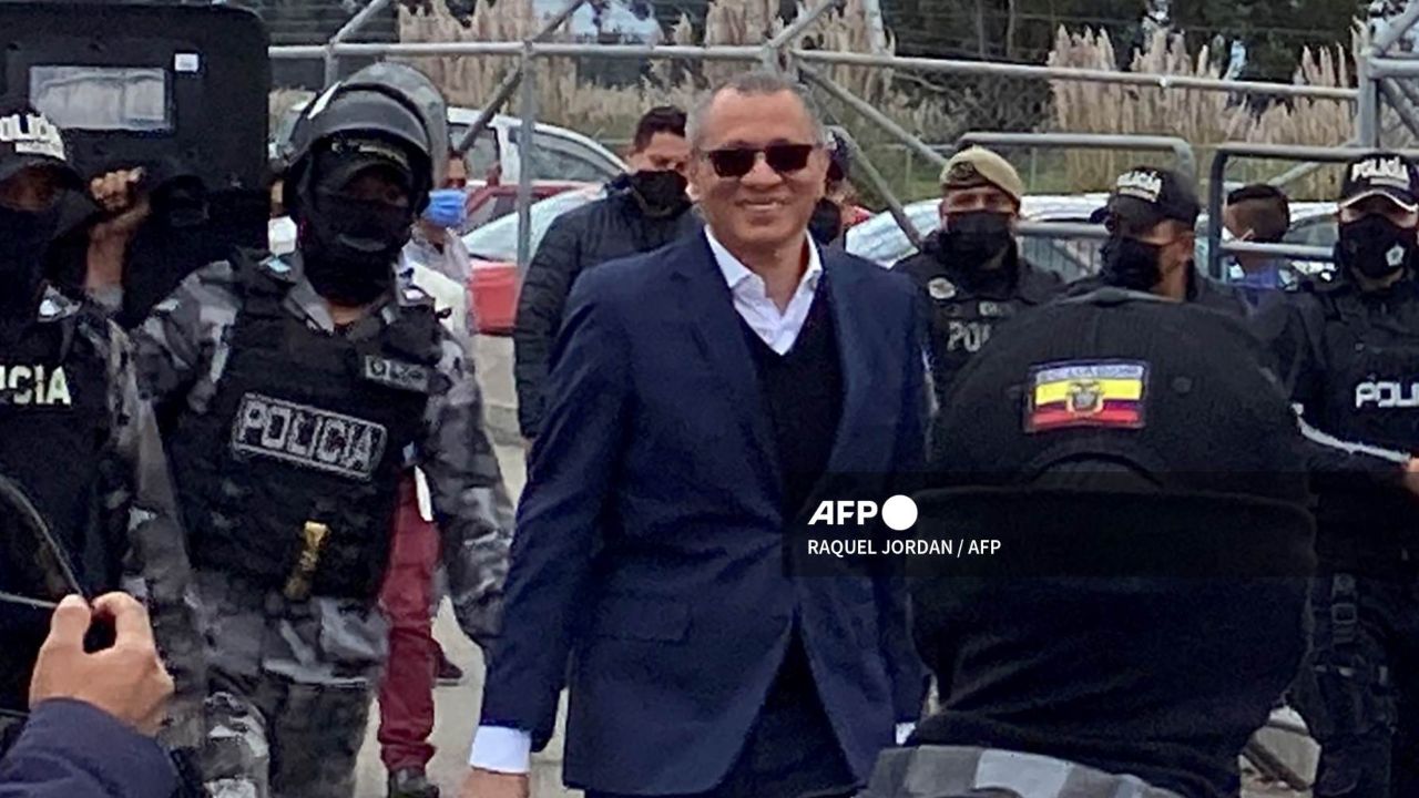 México rechazó una solicitud de Ecuador, para que las autoridades ingresaran a la embajada mexicana para capturar a Jorge Glas.