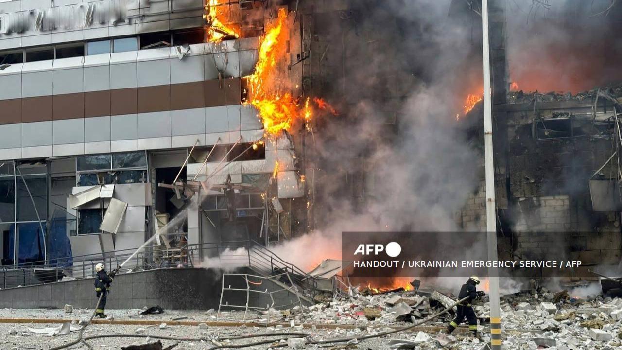 Rusia prometió responder al ataque de este sábado en Belgorod, el cual dejó 21 muertos; asimismo, acusó a Ucrania del conflicto