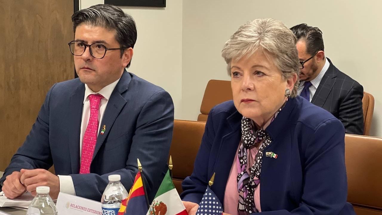 Canciller Bárcena pide trato digno para mexicanos en EU