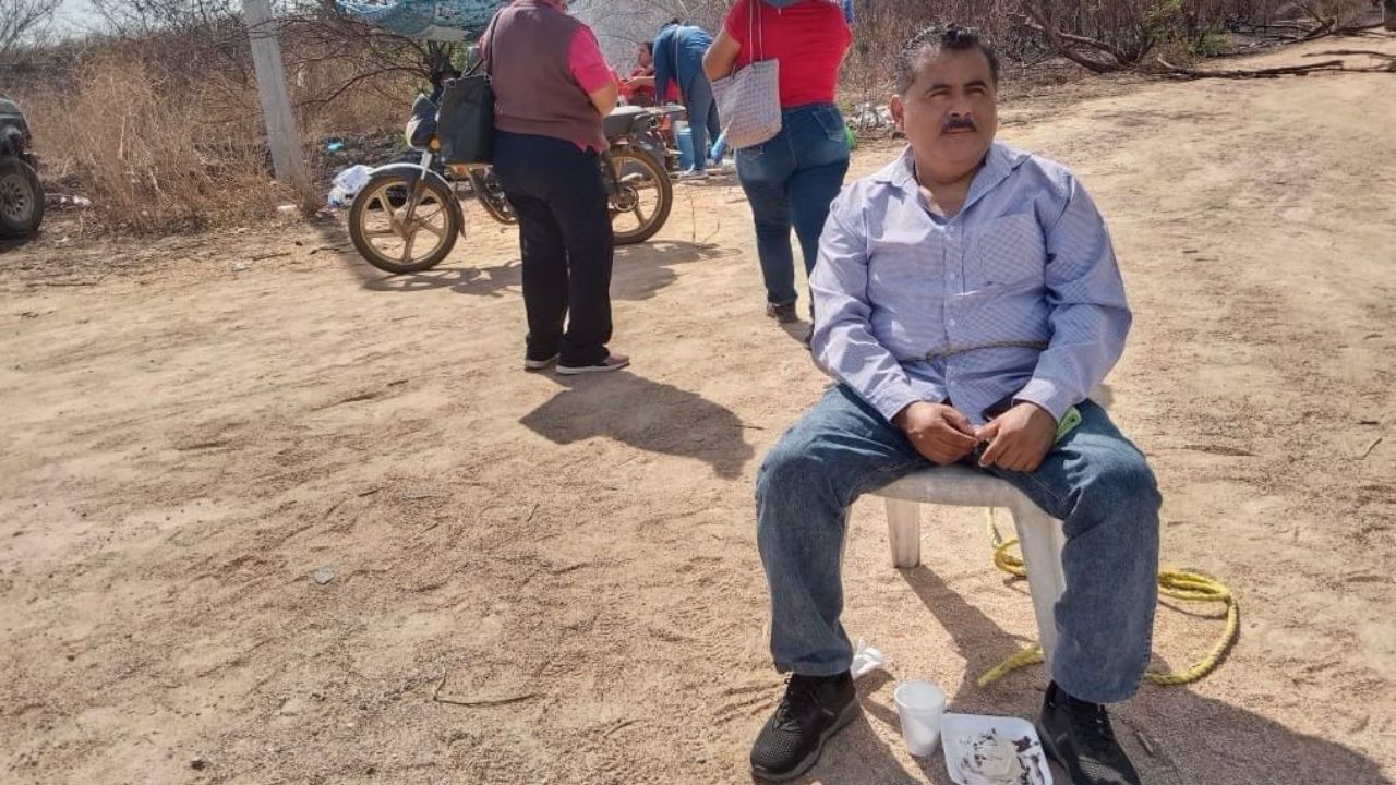 Por dicho bloqueo la circulación vial se encuentra interrumpida hacía el estado de Chiapas.