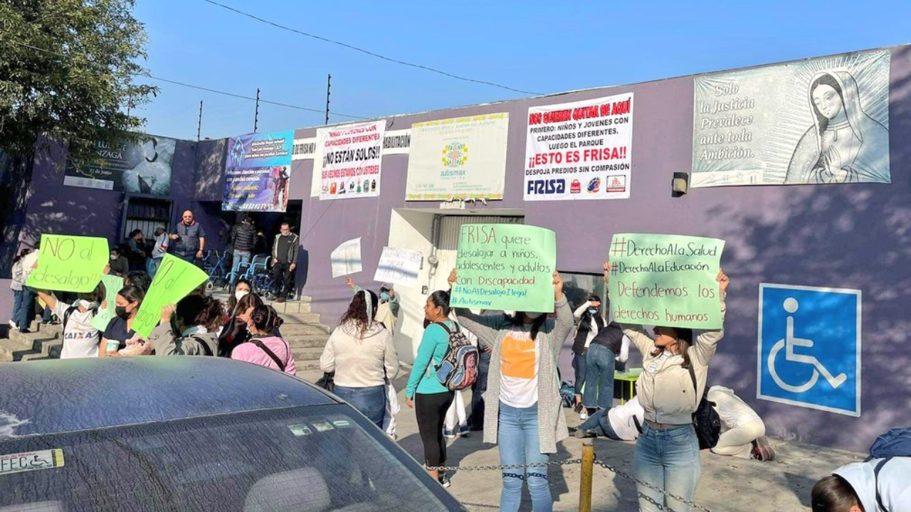 Desalojo casa hogar en Naucalpan