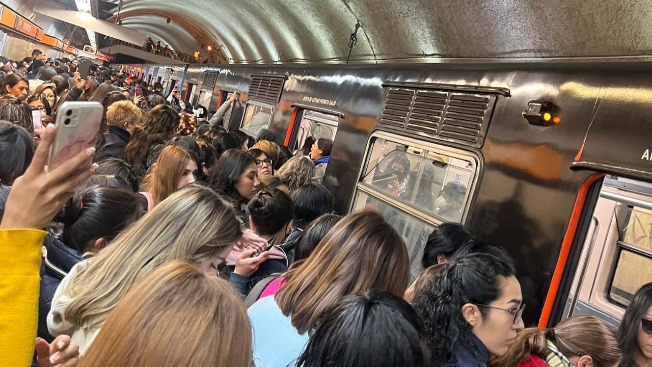 Fallas en Línea 7 del Metro