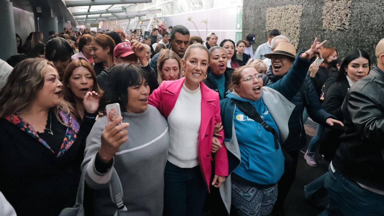 La visión de la 4T es construir un verdadero sistema de salud pública y que el acceso a la salud pública sea un derecho humano, dijo Sheinbaum