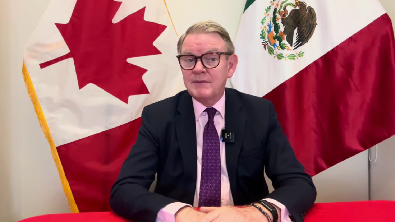 Regresa visa por llegada "incorrecta" de mexicanos: embajador de Canadá