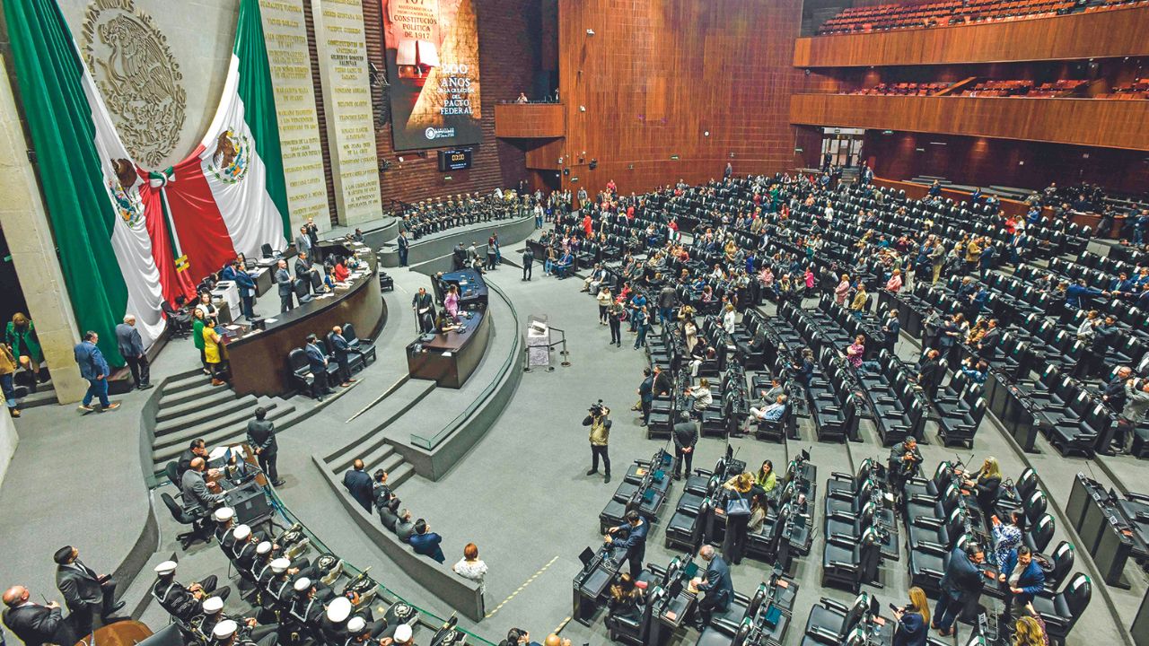 Trámite. Se espera que este jueves las 20 propuestas de reforma del Presidente sean turnadas a comisiones en San Lázaro.