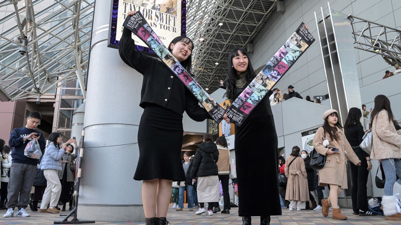 La primera presentación en Tokio de la cantante más importante del momento reunió miles de fans, incluso de otros países.