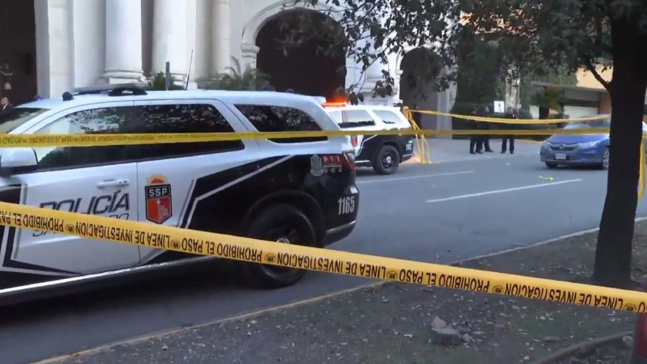 Nuevo León. Tras el atentado en el Hotel Safi, la zona fue resguardada por uniformados.