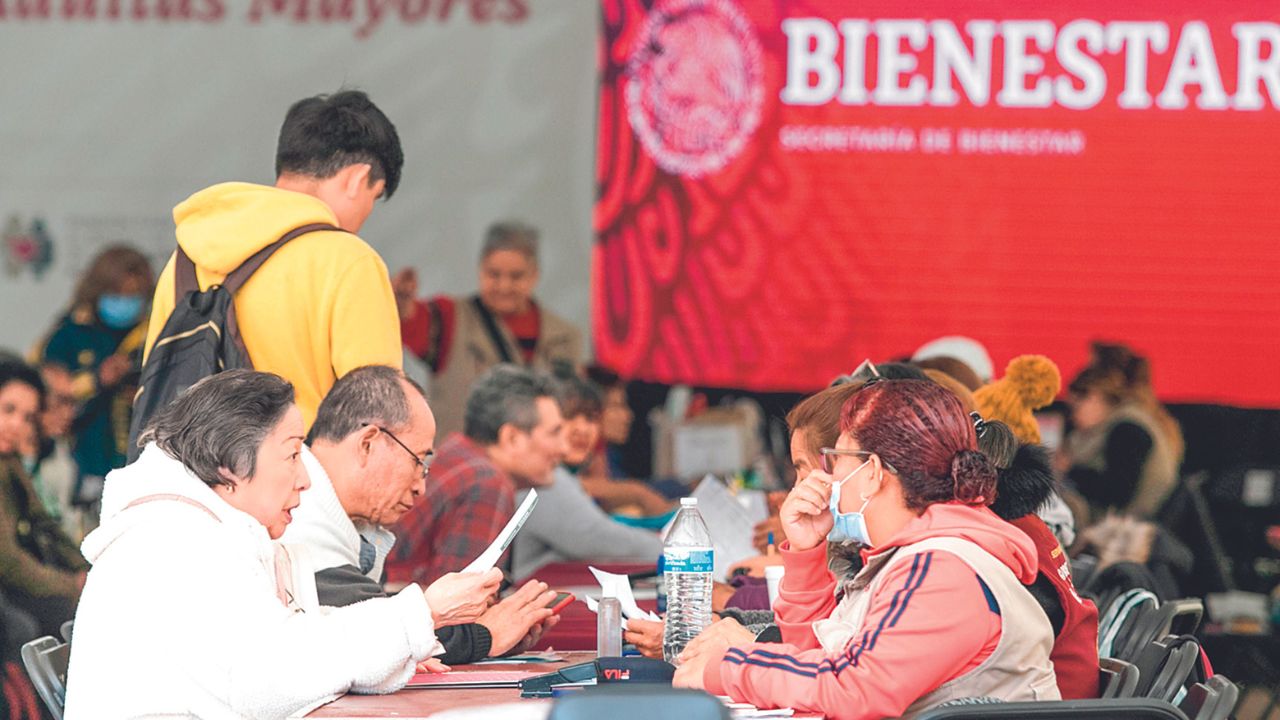 Aseguró que esta situación vulnera la elección del 2 de junio próximo porque deja en desventaja a la oposición, ya que hay una narrativa construida por parte del oficialismo de que es un gran favor el que se les hace a los mexicanos