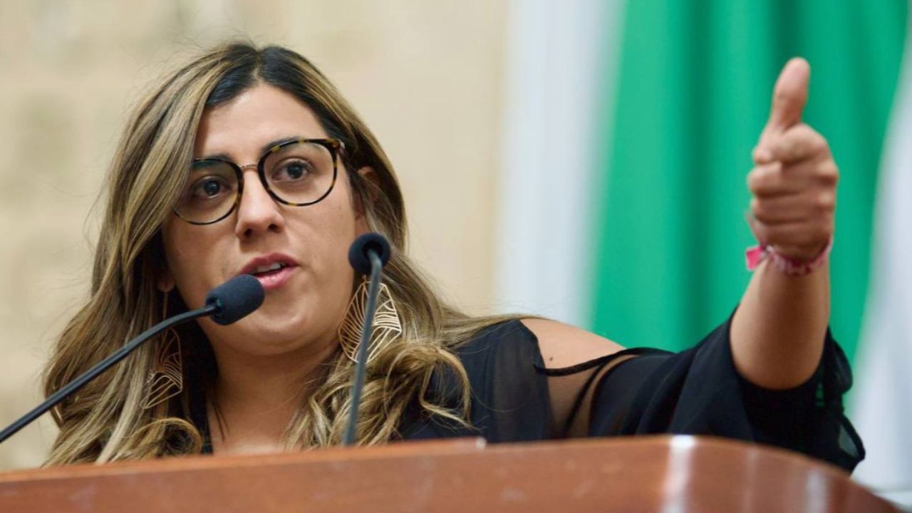 Indiferencia. La diputada Daniela Álvarez cuestionó que los diputados morenistas desconozcan los problemas de la capital. 