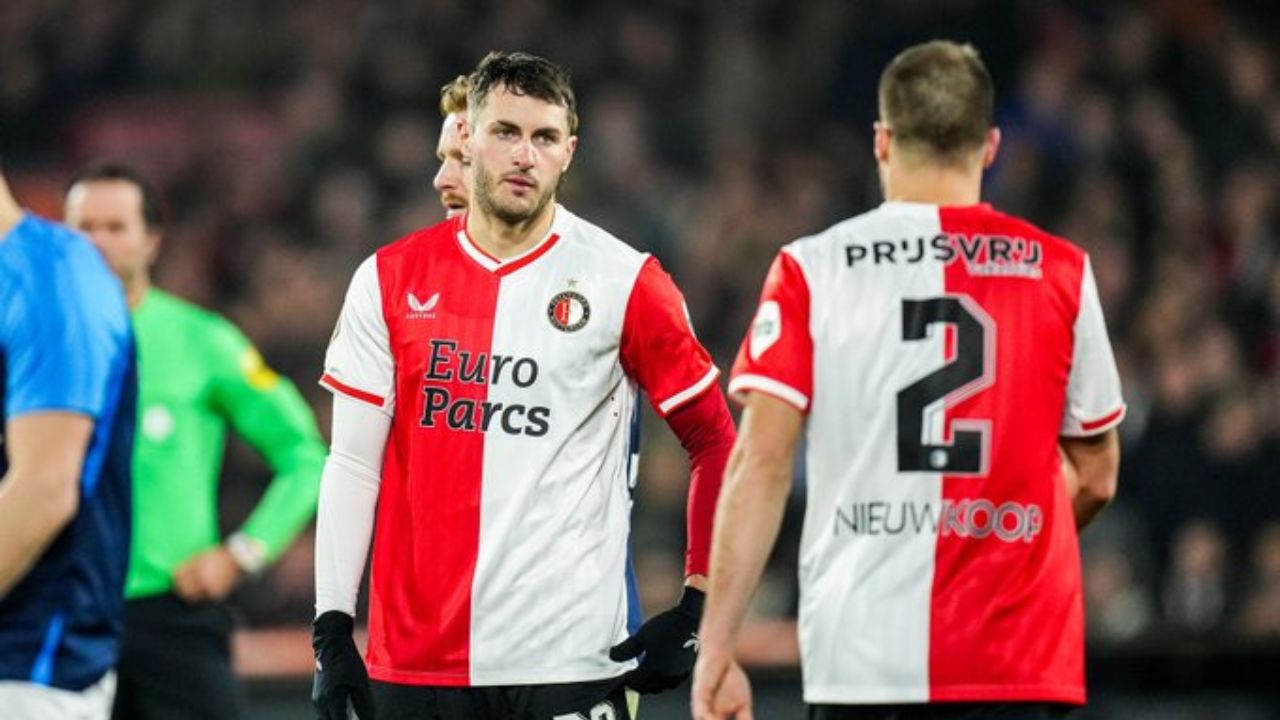 Feyenoord derrota al AZ Alkmaar en la Copa; Santiago Giménez siguen si anotar