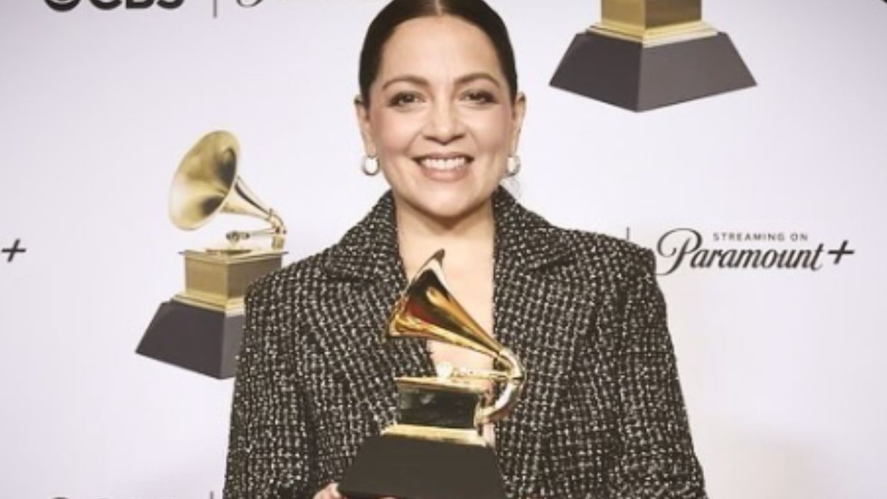 Este 4 febrero Natalia Lafourcade consiguió su Grammy número cuatro