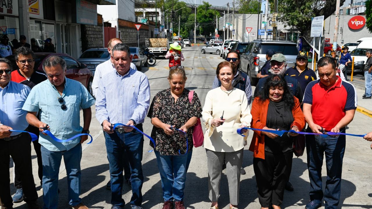 En Lomas de San Agustín, se efectuaron trabajos de repavimentación con concreto hidráulico del callejón Circunvalación