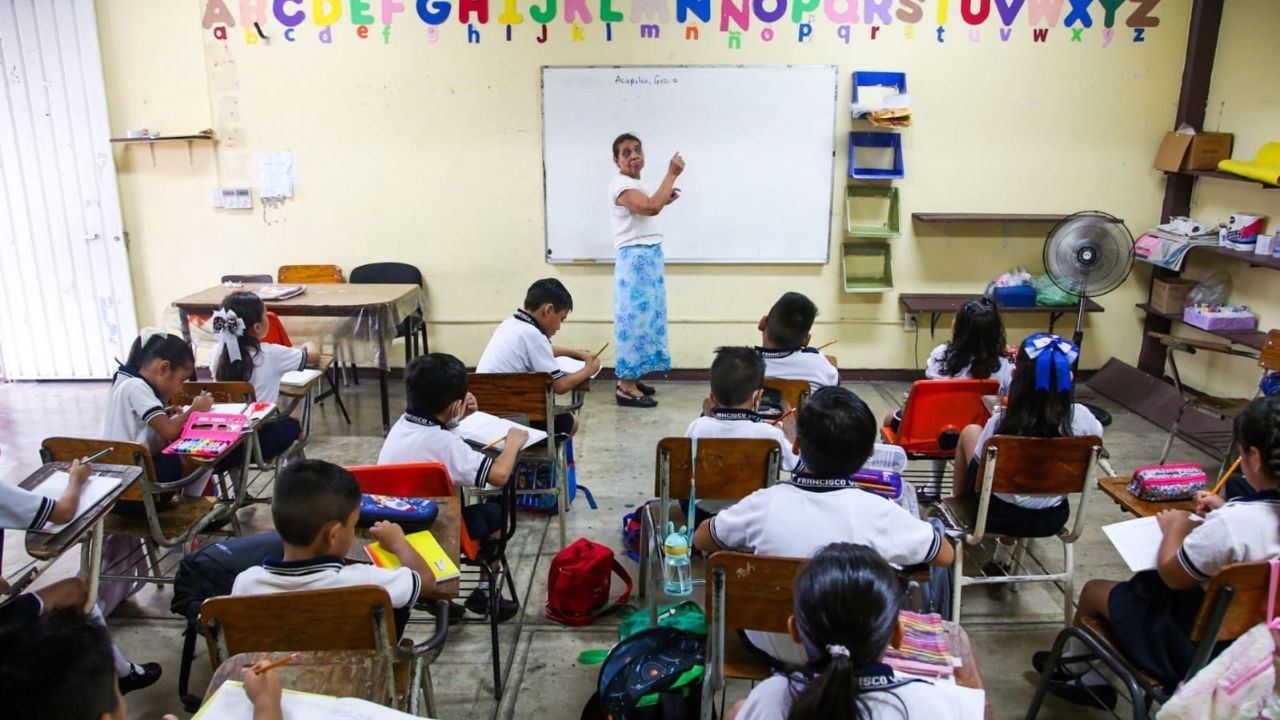 SEP anuncia nuevo día festivo para el nivel básico