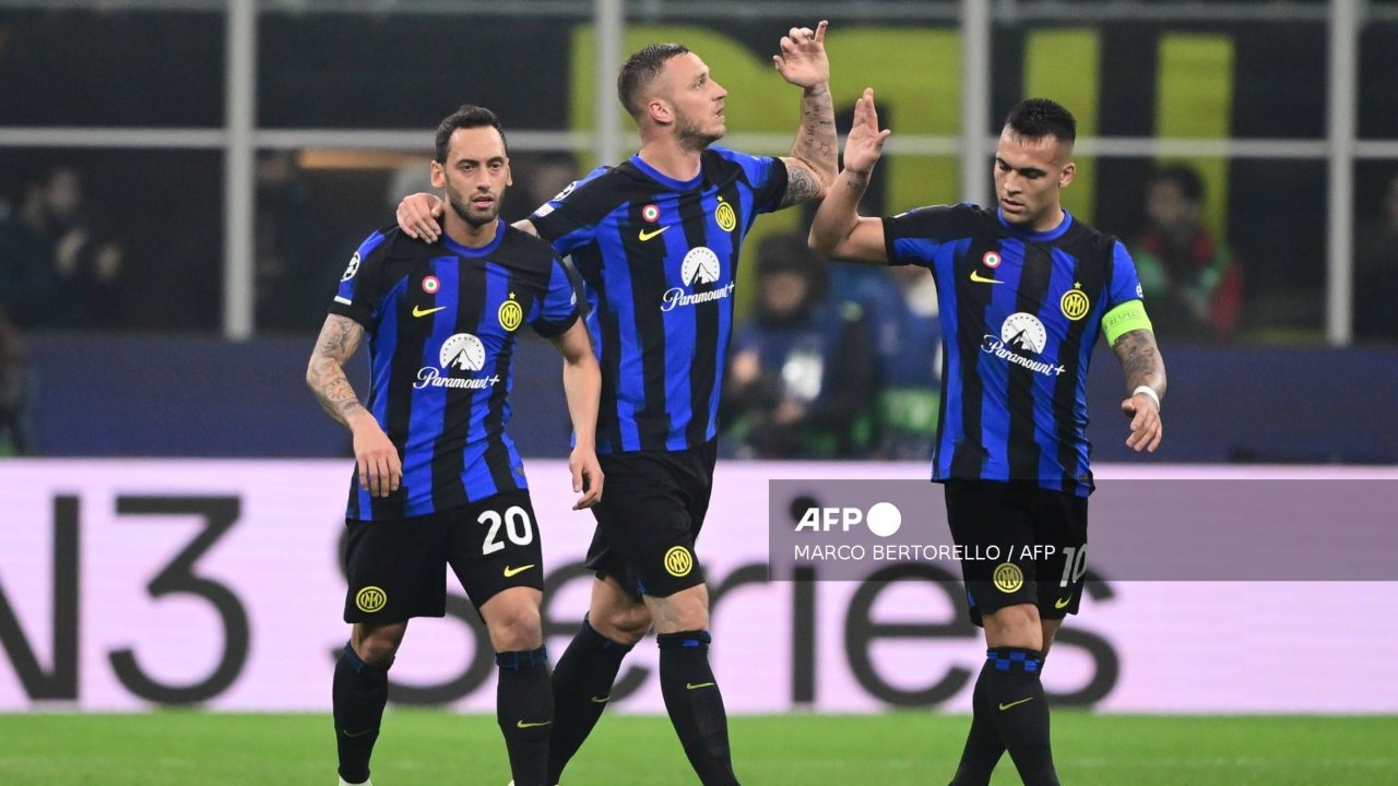 Un solo gol bastó para que el Inter de Milán diera un paso hacia los cuartos de la Champions League tras derrotar al Atlético de Madrid.