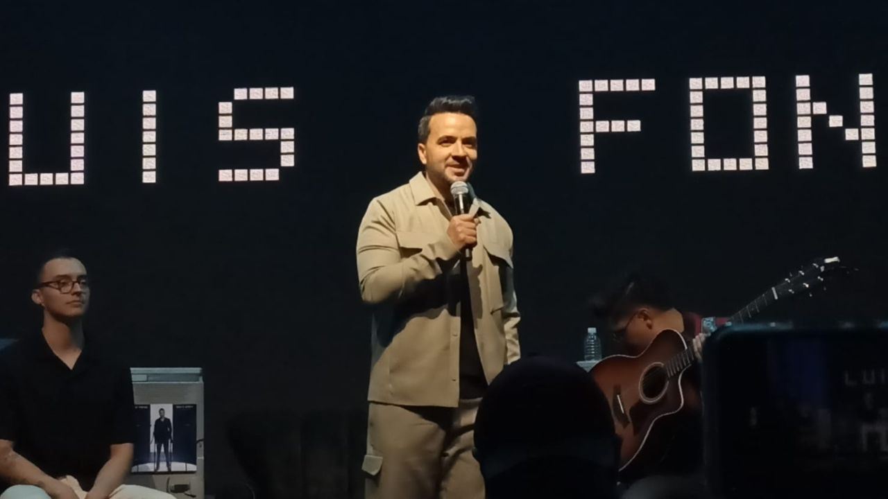 El Viaje, será el próximo álbum de Luis Fonsi y por ello ofreció una noche especial para algunos seguidores.